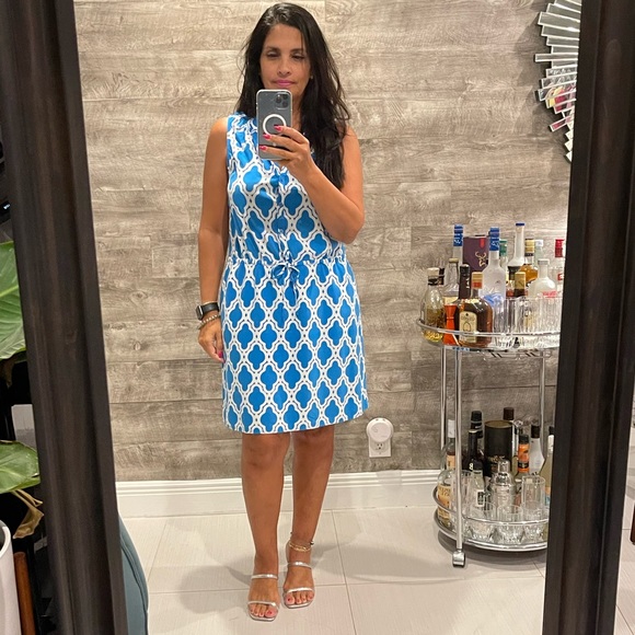 Crown & Ivy pre loved Blue/ White Print Midi Dress with drawstring. - Picture 1 of 7